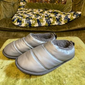 ✿ Sorel Slippers ✿